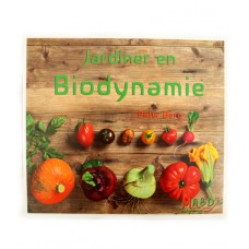 Jardiner en biodynamie Peter Berg (192 p)